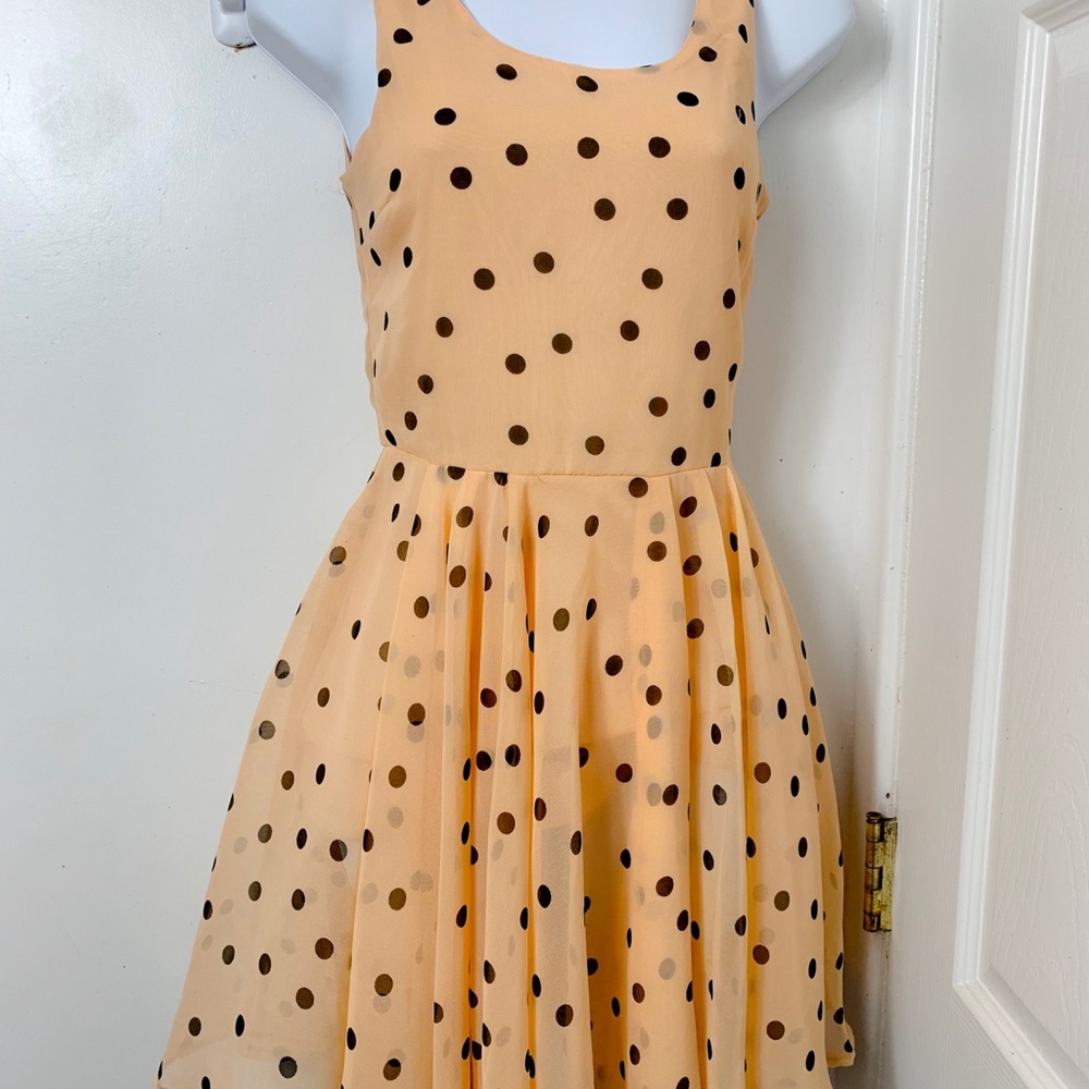 CHRARLLOTE RUSSE.   .DRESS Fit and FLARE. SZ  XS..